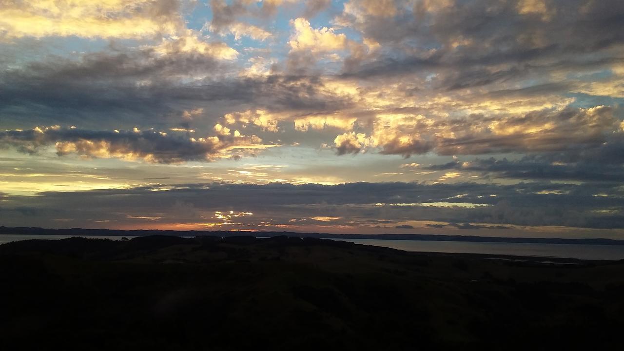 Kaipara Views Eco Lodge Glorit Εξωτερικό φωτογραφία